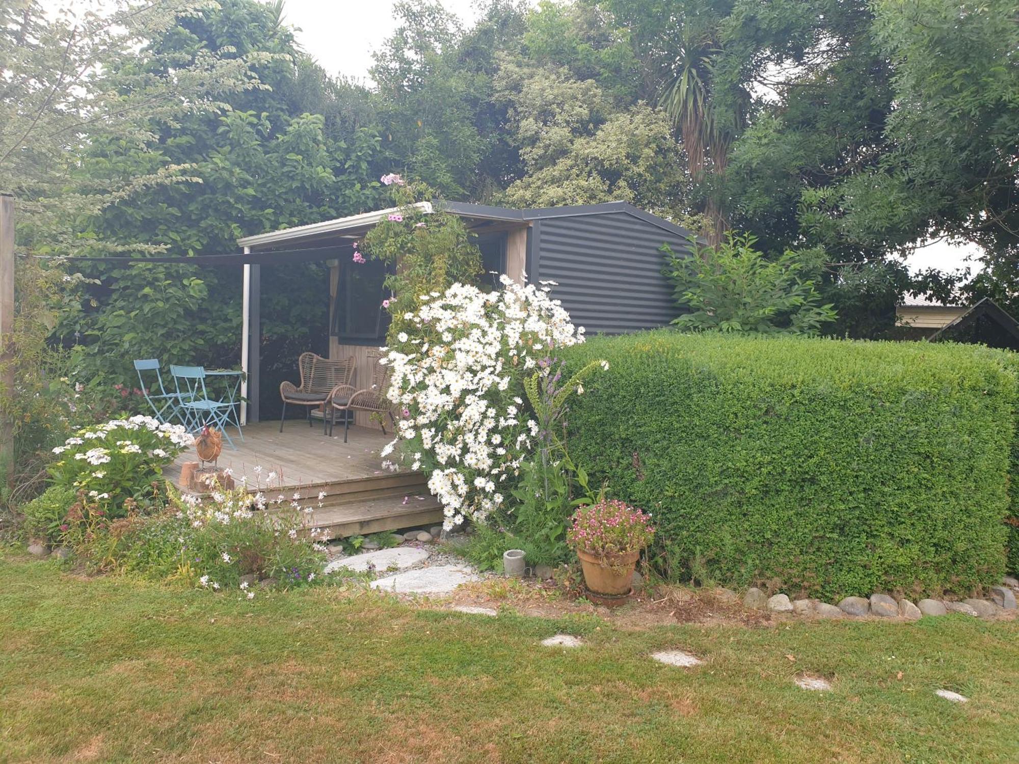 Cabins On Tudor Bed & Breakfast Motueka Exterior foto